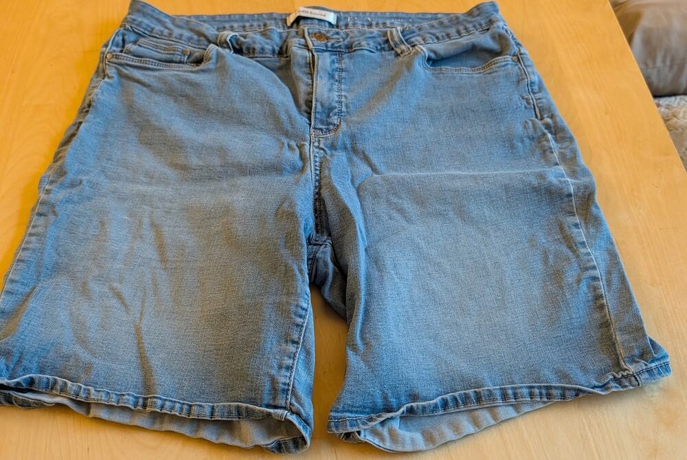 🧨Women's 18 Croft & Barrow Stretch Shorts